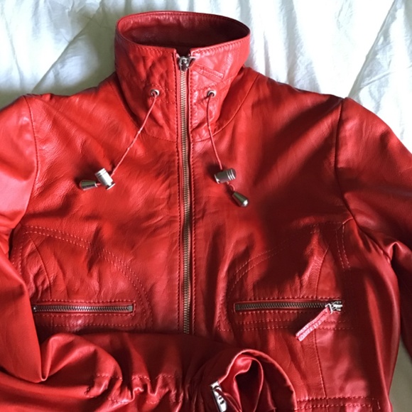 BOD & CHRISTENSEN LIGHTWEIGHT CLASSIC RED LEATHER ZIP UP JACKET IN XS - Picture 5 of 15